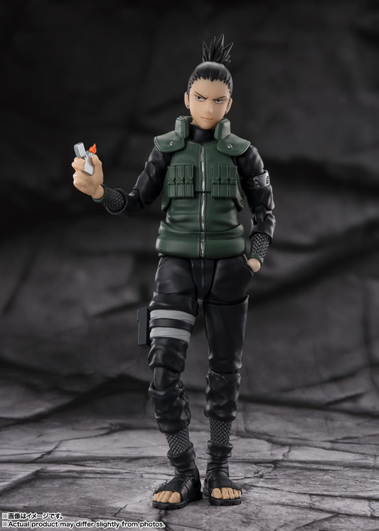 Figura Bandai S.H.Figuarts - Shikamaru Nara Brilliant Strategist - Vista de perfil y caja