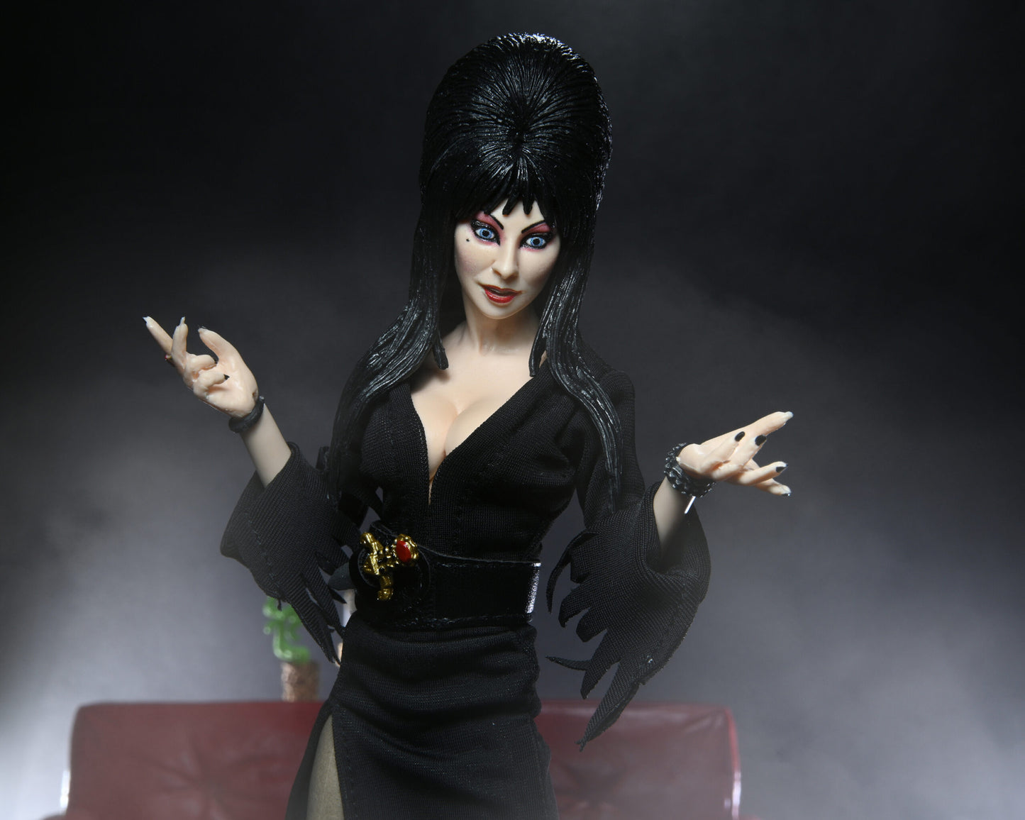 ELVIRA SEÑORA DE LA OSCURIDAD -NECA