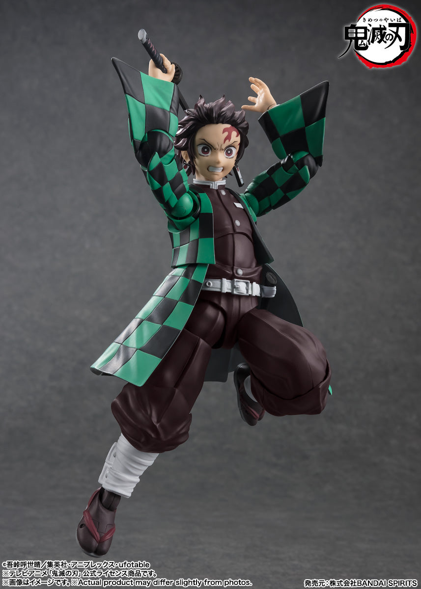 TANJIRO KAMADO DEMON SLAYER S.H. FIGUARTS