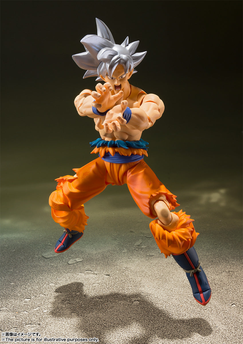 GOKU ULTRAINSTINTO SH FIGUARTS