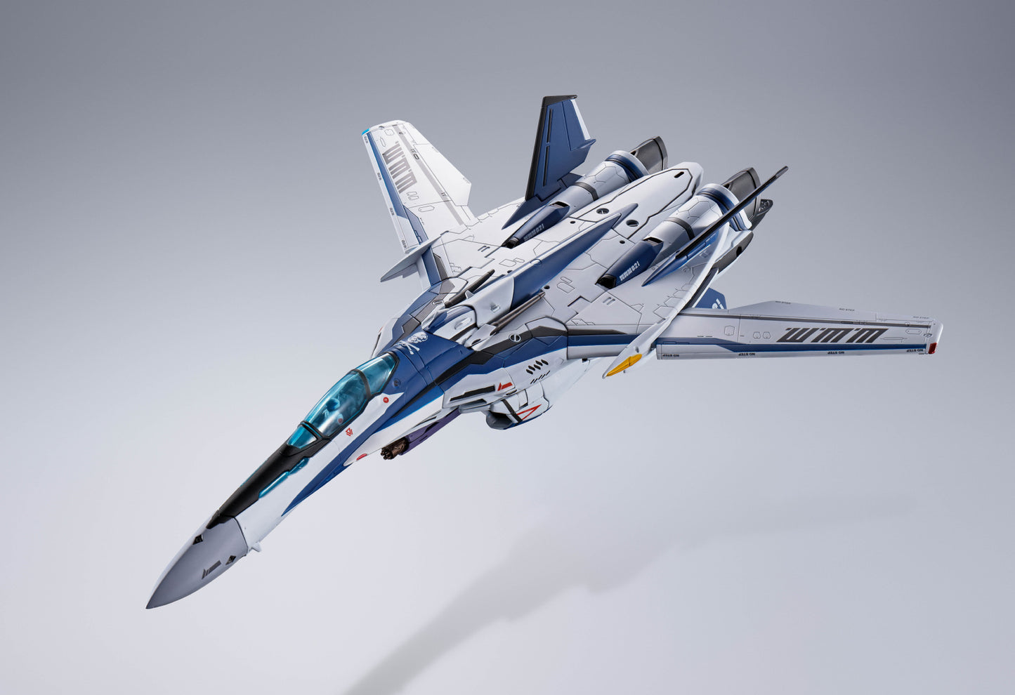 DX CHOGOKIN VF-25 Messiah Valkyrie Worldwide Anniv.