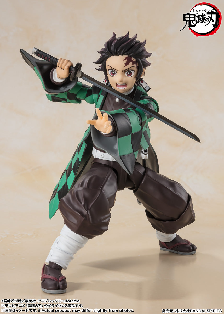 TANJIRO KAMADO DEMON SLAYER S.H. FIGUARTS