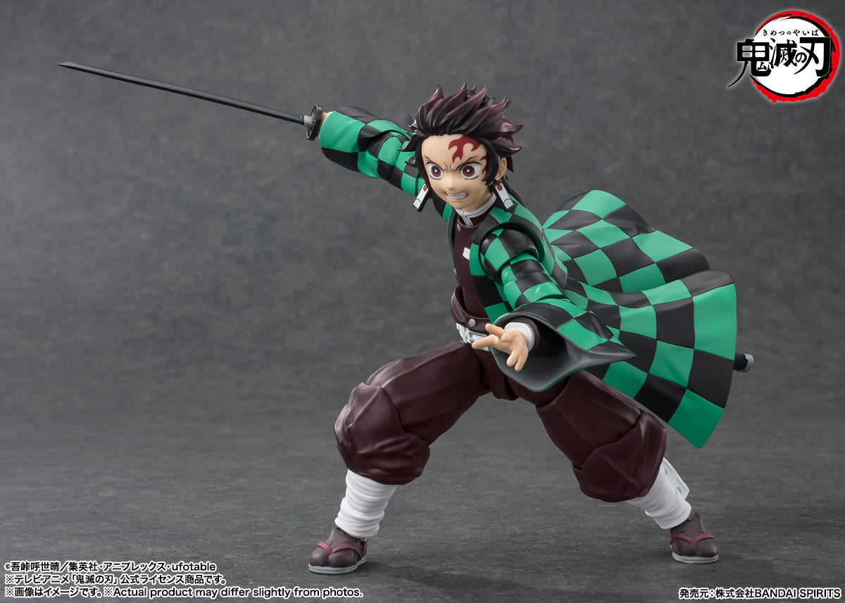 TANJIRO KAMADO DEMON SLAYER S.H. FIGUARTS