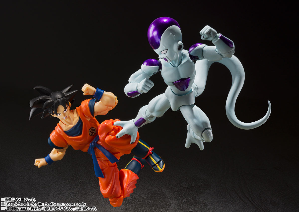 FRIEZA FOURTH FORM DRAGON BALL Z S.H. FIGUARTS