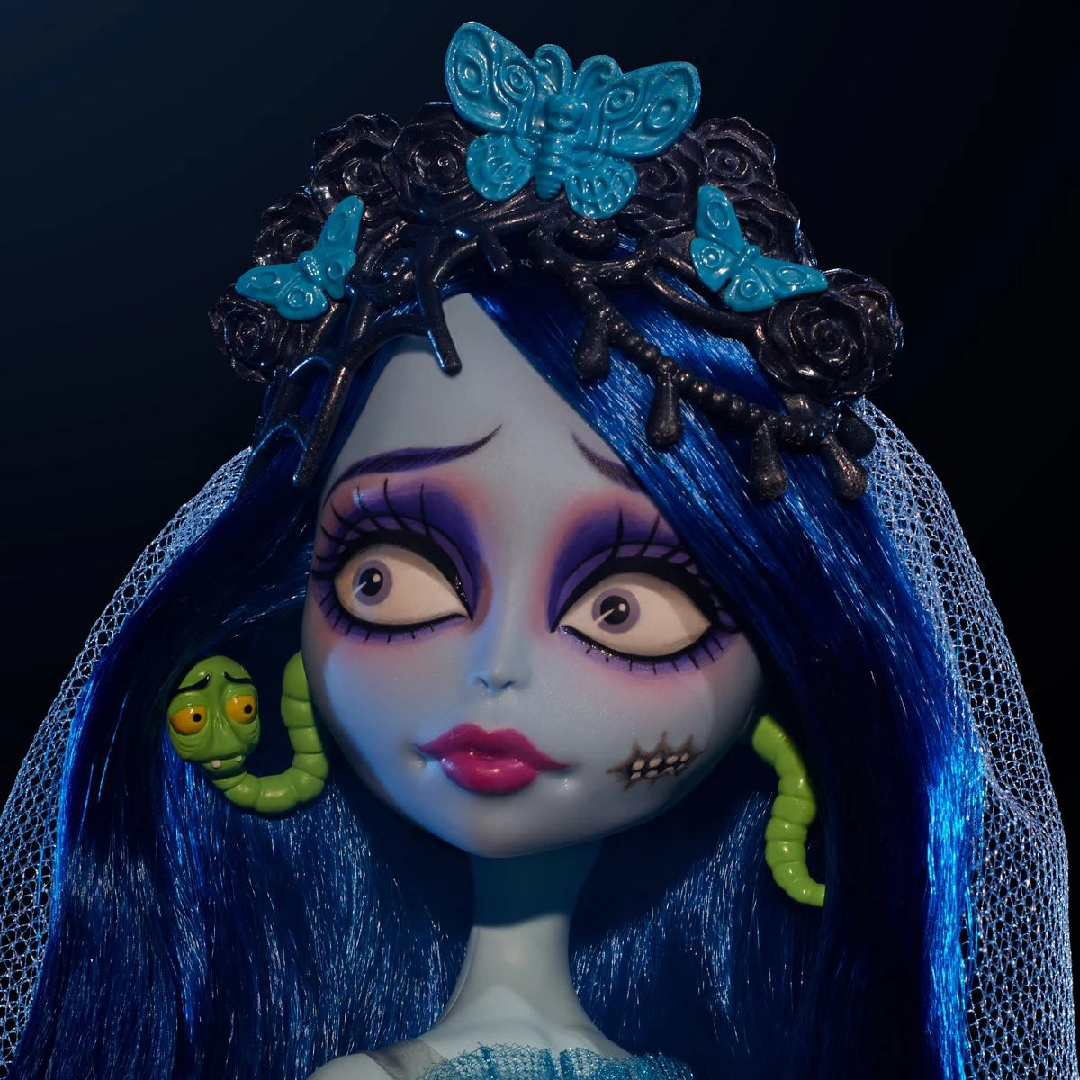 EMILY SKULLECTOR EL CADAVER DE LA NOVIA MONSTER HIGH