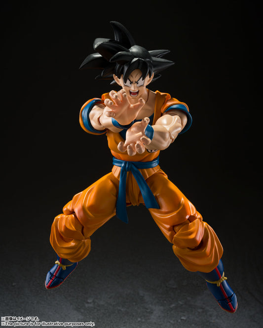 Figura Bandai S.H.Figuarts - Son Goku Super Hero - Vista de perfil y caja