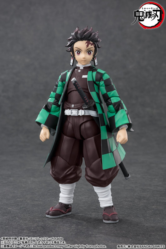 TANJIRO KAMADO DEMON SLAYER S.H. FIGUARTS
