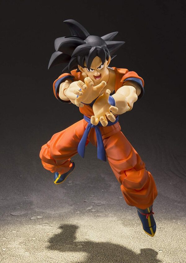 SON GOKU RAISED ON EARTH S.H. FIGUARTS