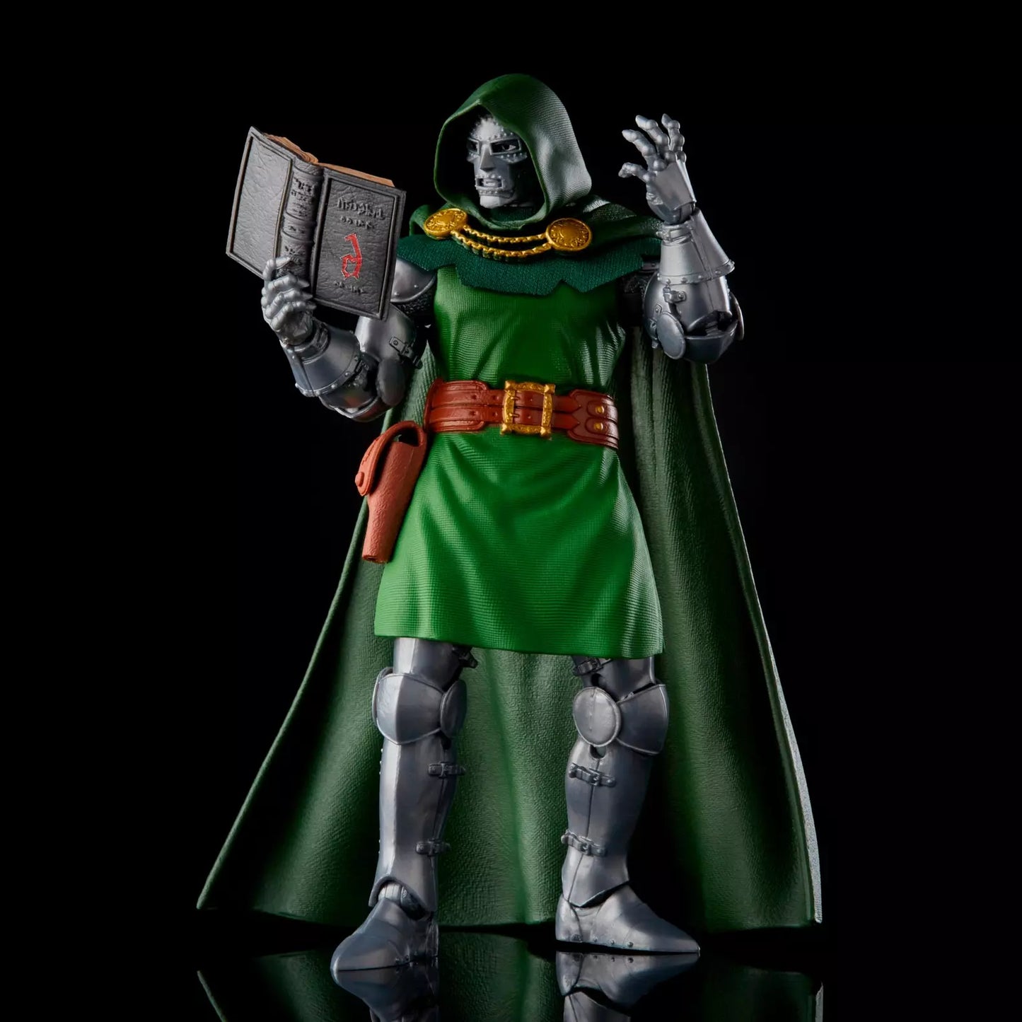 DR DOOM MARVEL LEGENDS VINTAGE COLLECTION