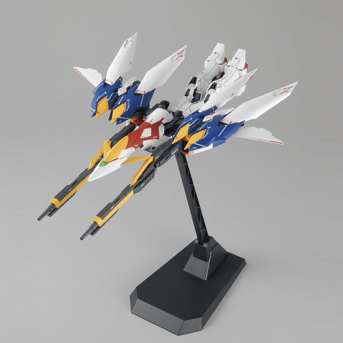 WING GUNDAM PROTOZERO EW MG 1/100 MODEL KIT